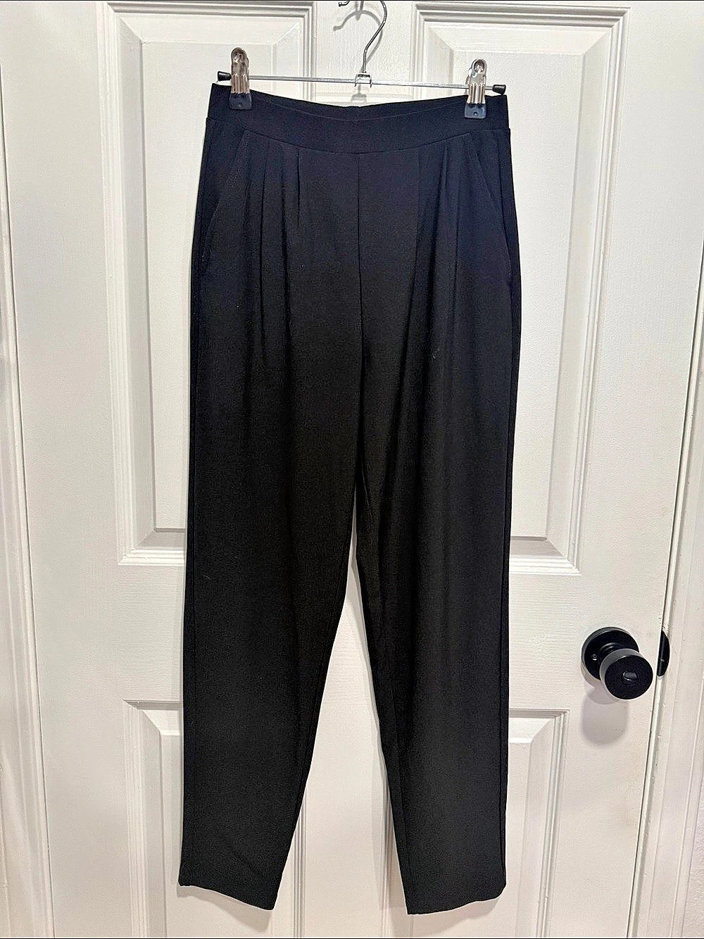 Leith Black Pleated Trousers Size XS Like New